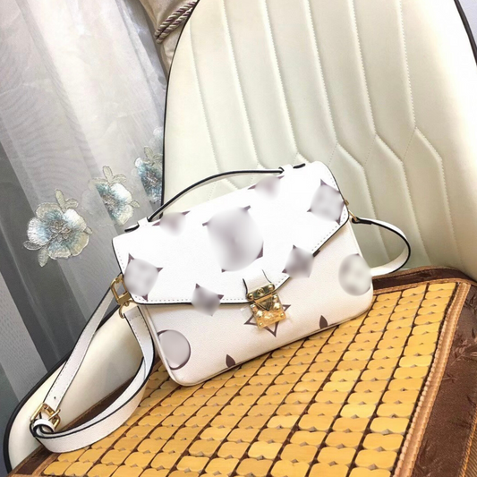 LV - CROSSBODY BAG 03