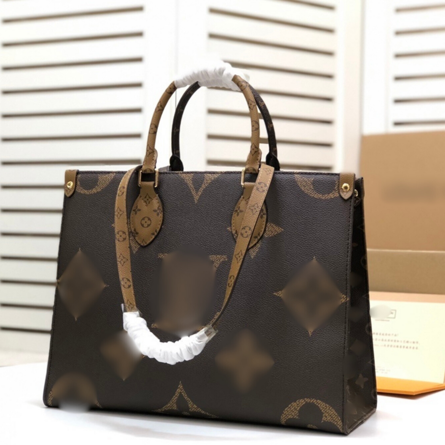LV - TOTE BAG 02