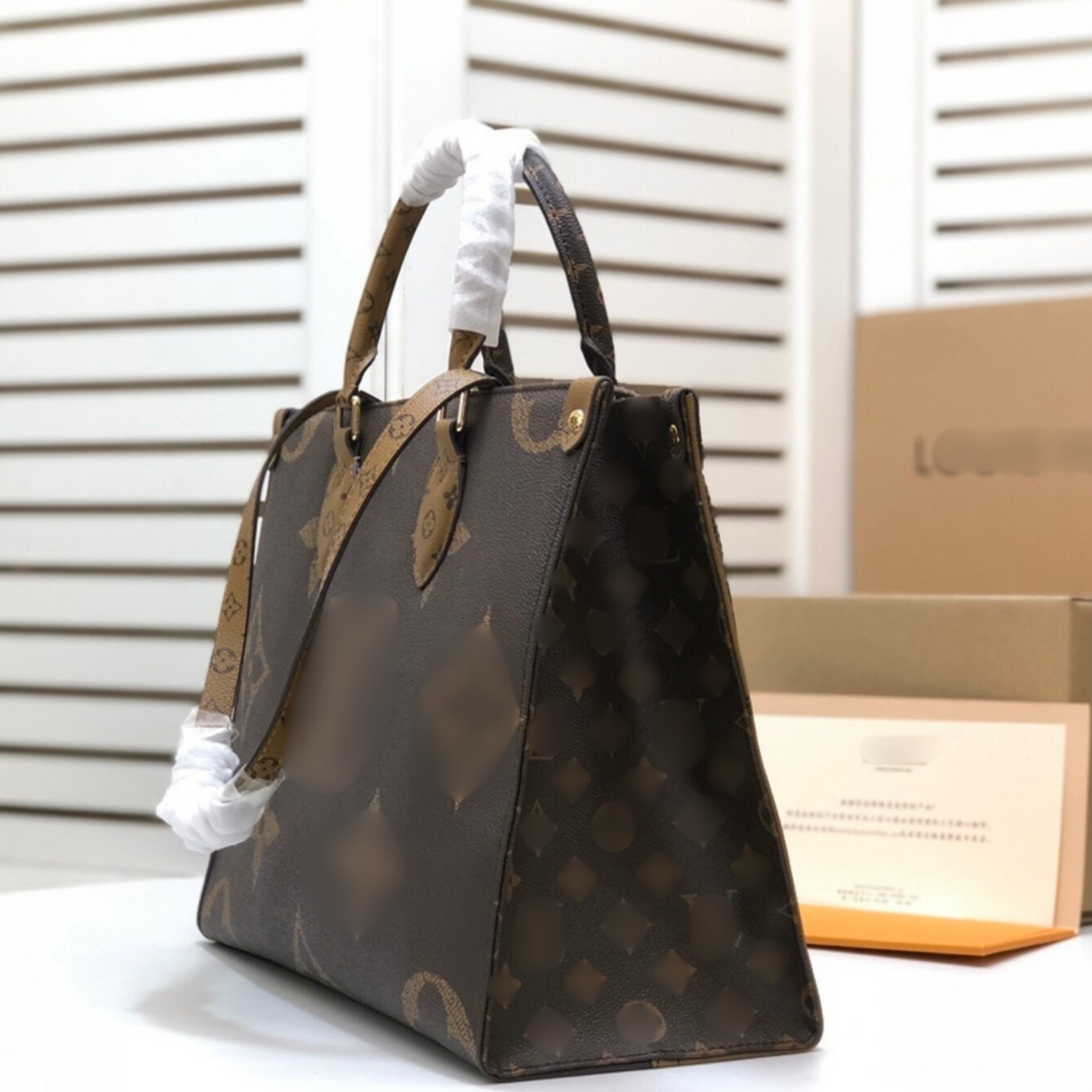 LV - TOTE BAG 02