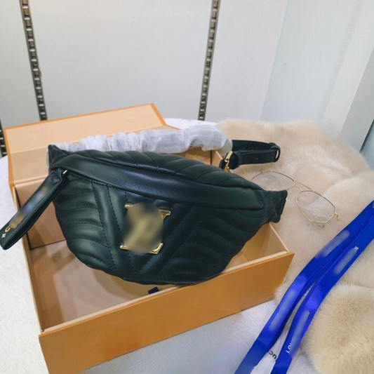 LV - FANNY PACK