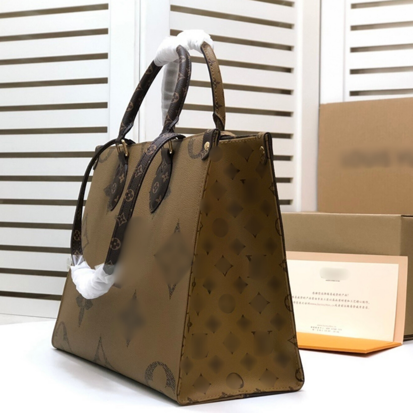 LV - TOTE BAG 02