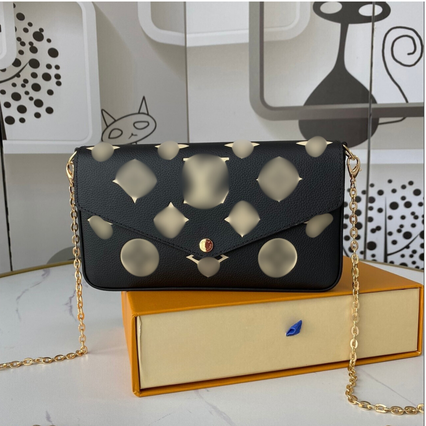 LV - CROSSBODY BAG 01